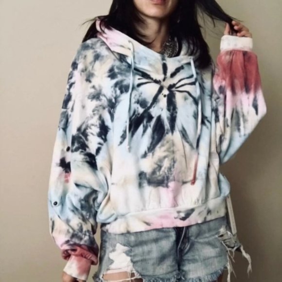 Young Fabulous & Broke Tops - NWT! YFB Dolman Tie Dye Snap Sleeve Hoodie
